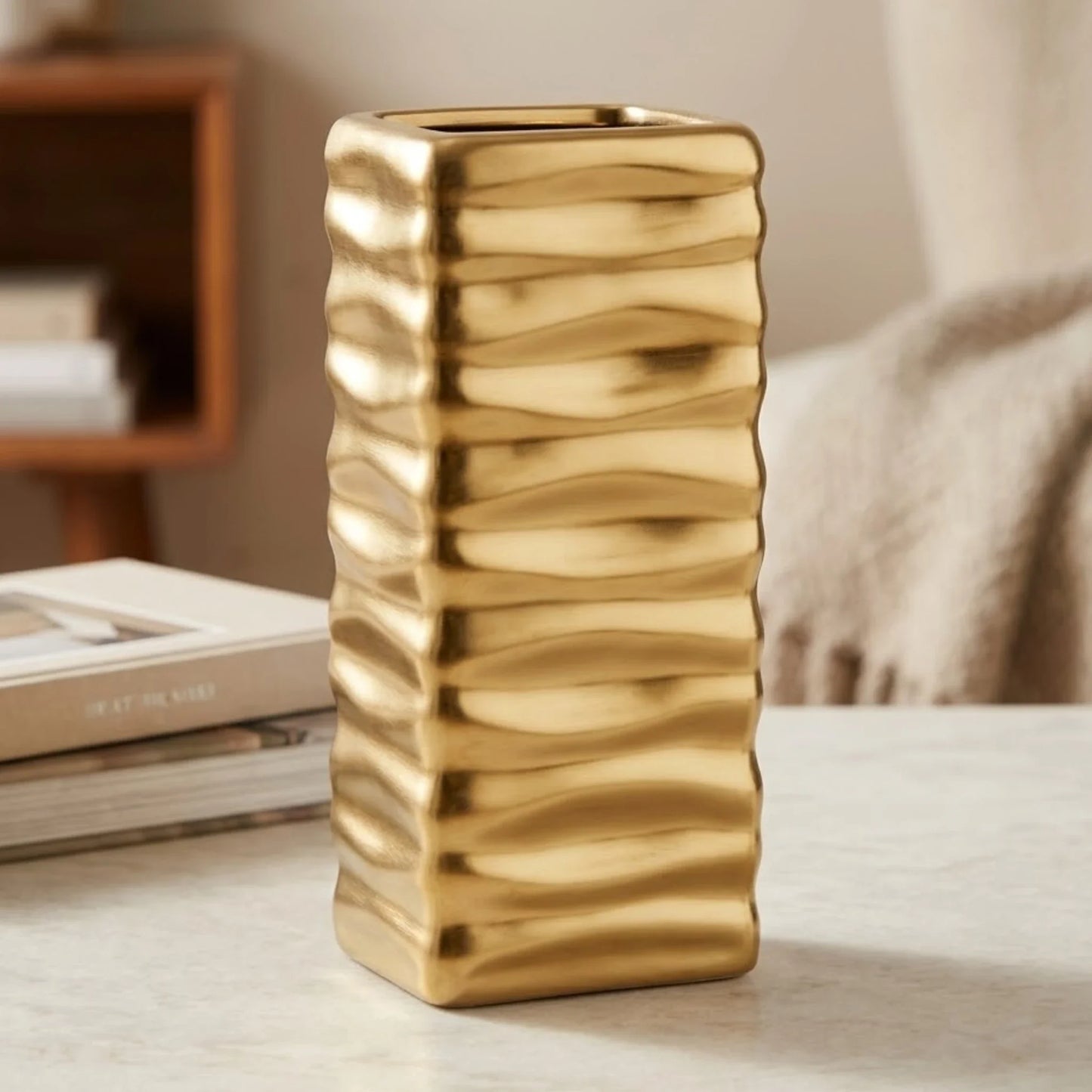 ceramic vase wavy lines rectangular golden 7.5''x3'' china